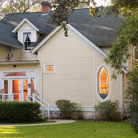 Magnolia Springs Bed And Breakfast-2